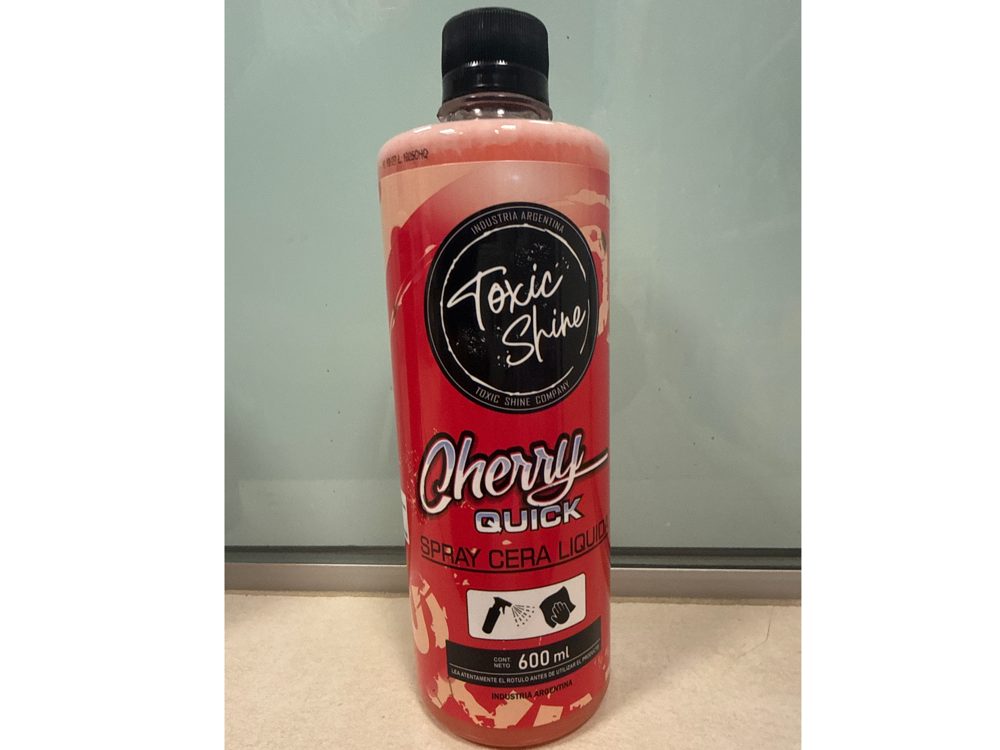 Spray cera líquida Toxic Shine - x600ml Cherryy