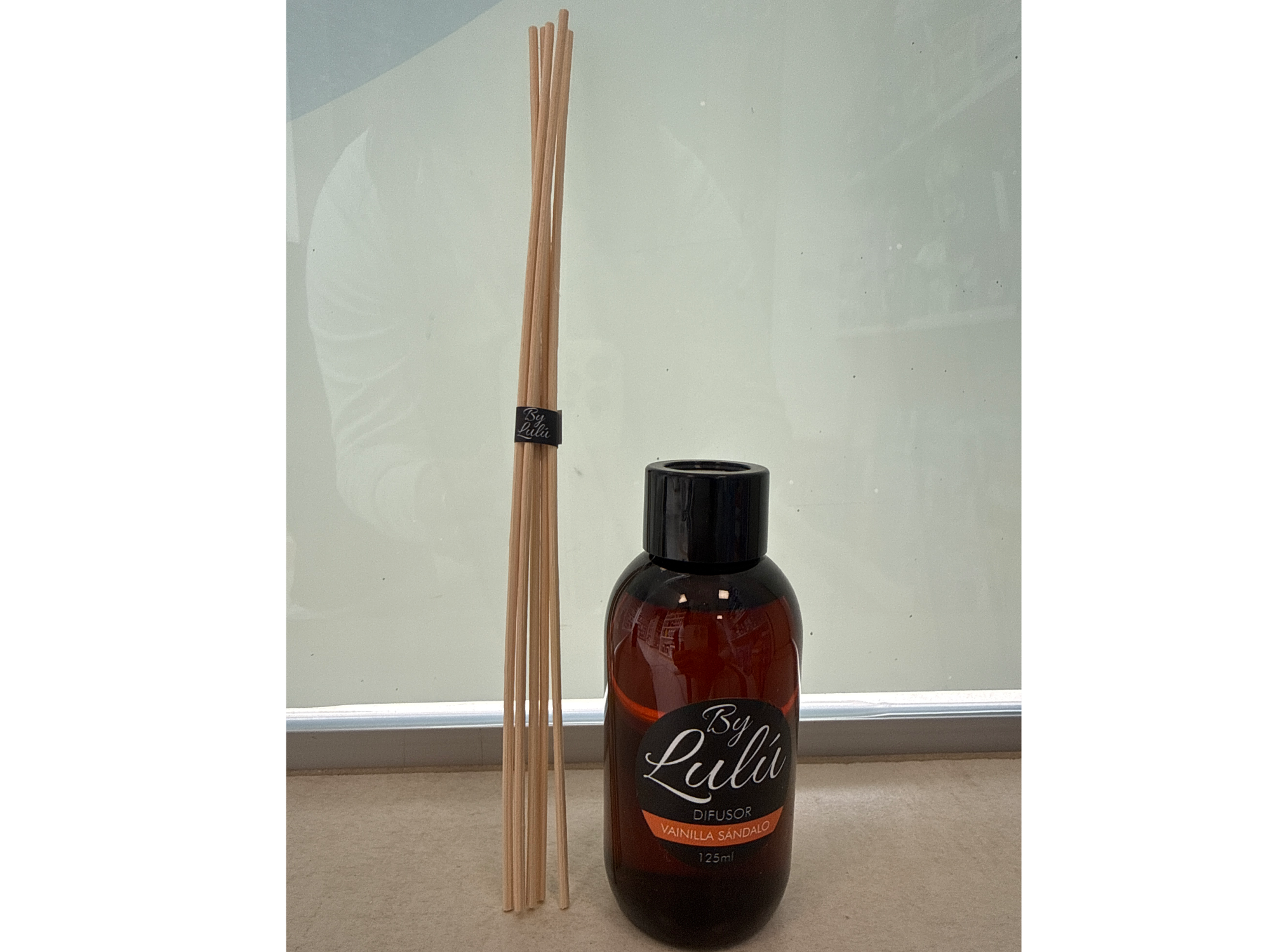 Difusor By Lulú x125ml - Vainilla Sándalo