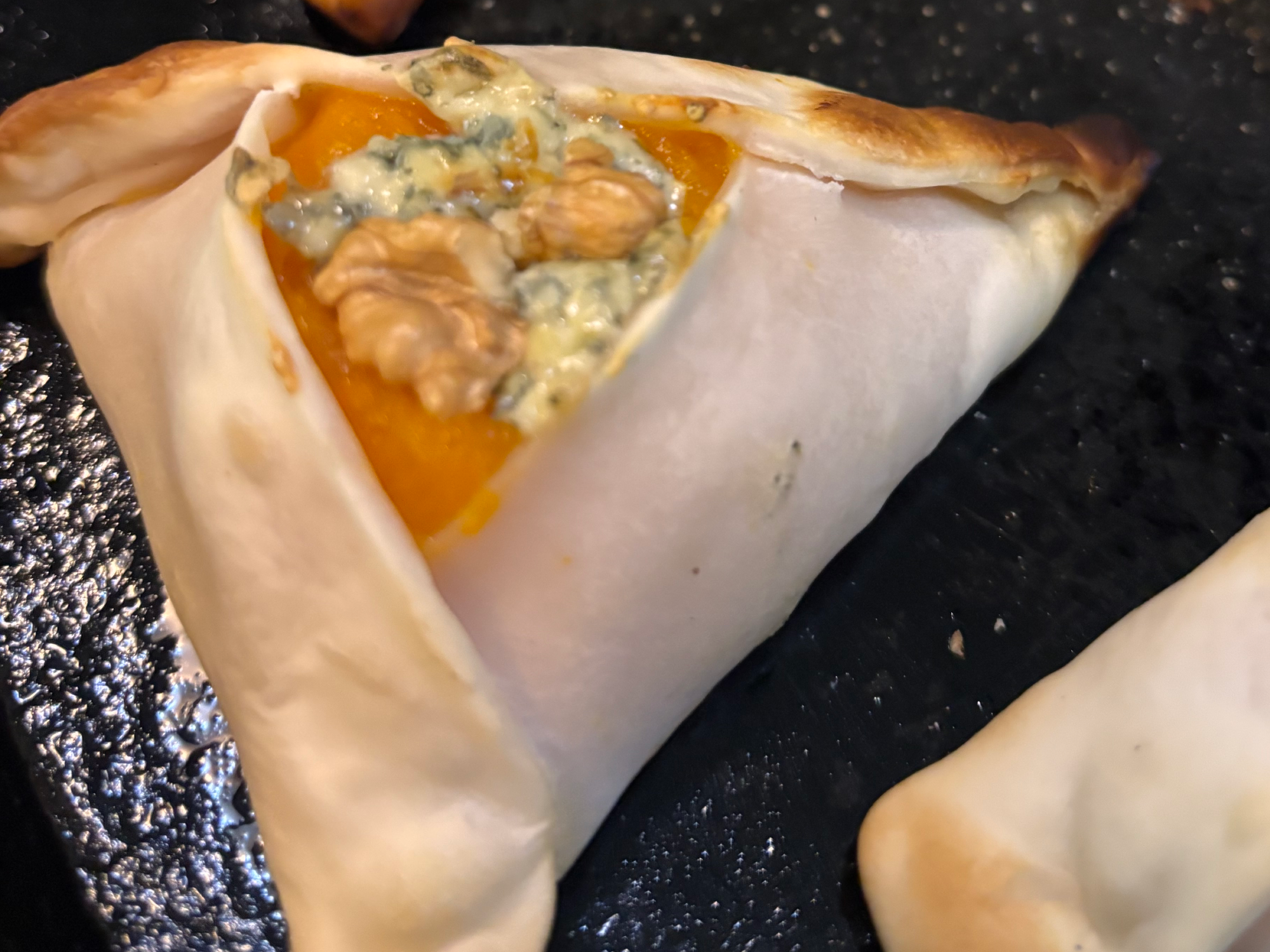Calabaza, queso azul y nuez