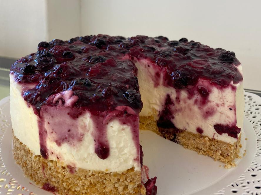 CHEESECAKE FRUTOS ROJOS