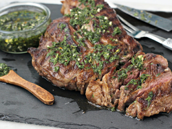 Carne al horno con chimi de la casa