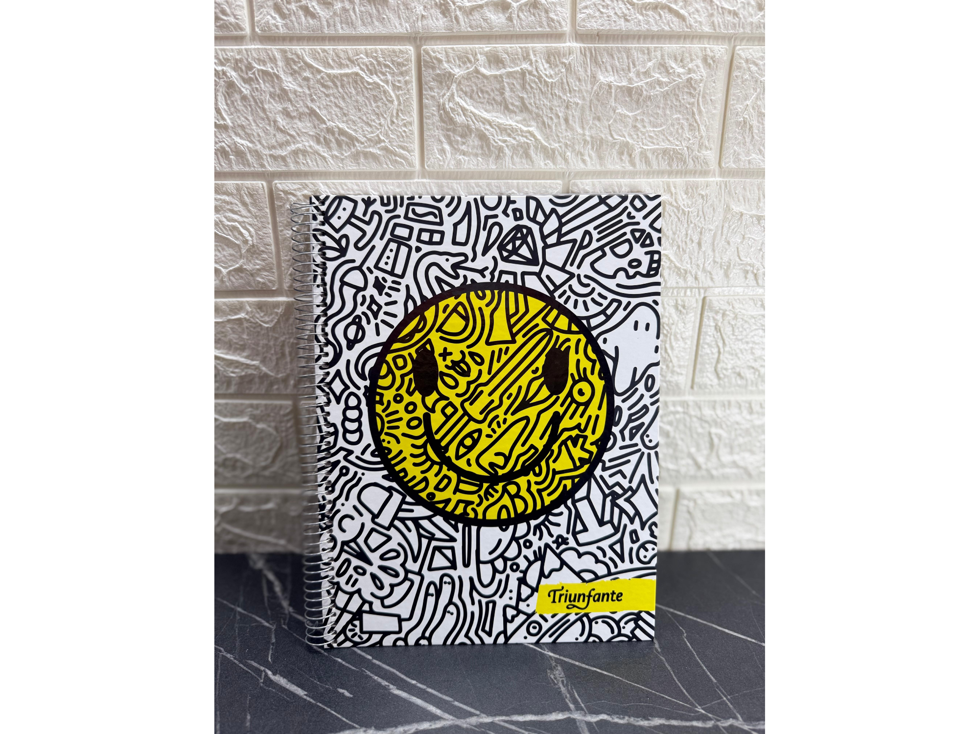 Cuaderno tapa dura A4