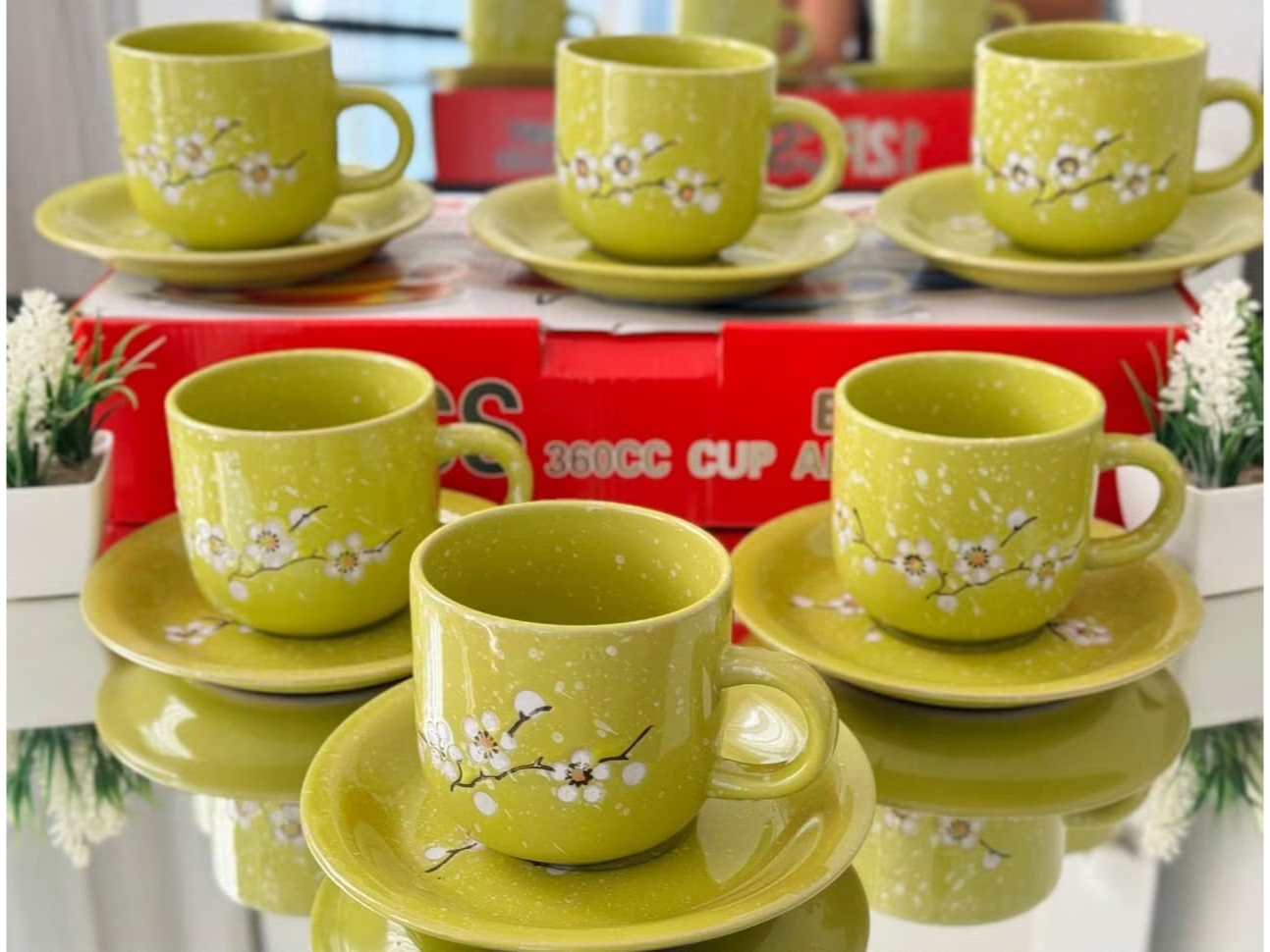 Tazas y platillos