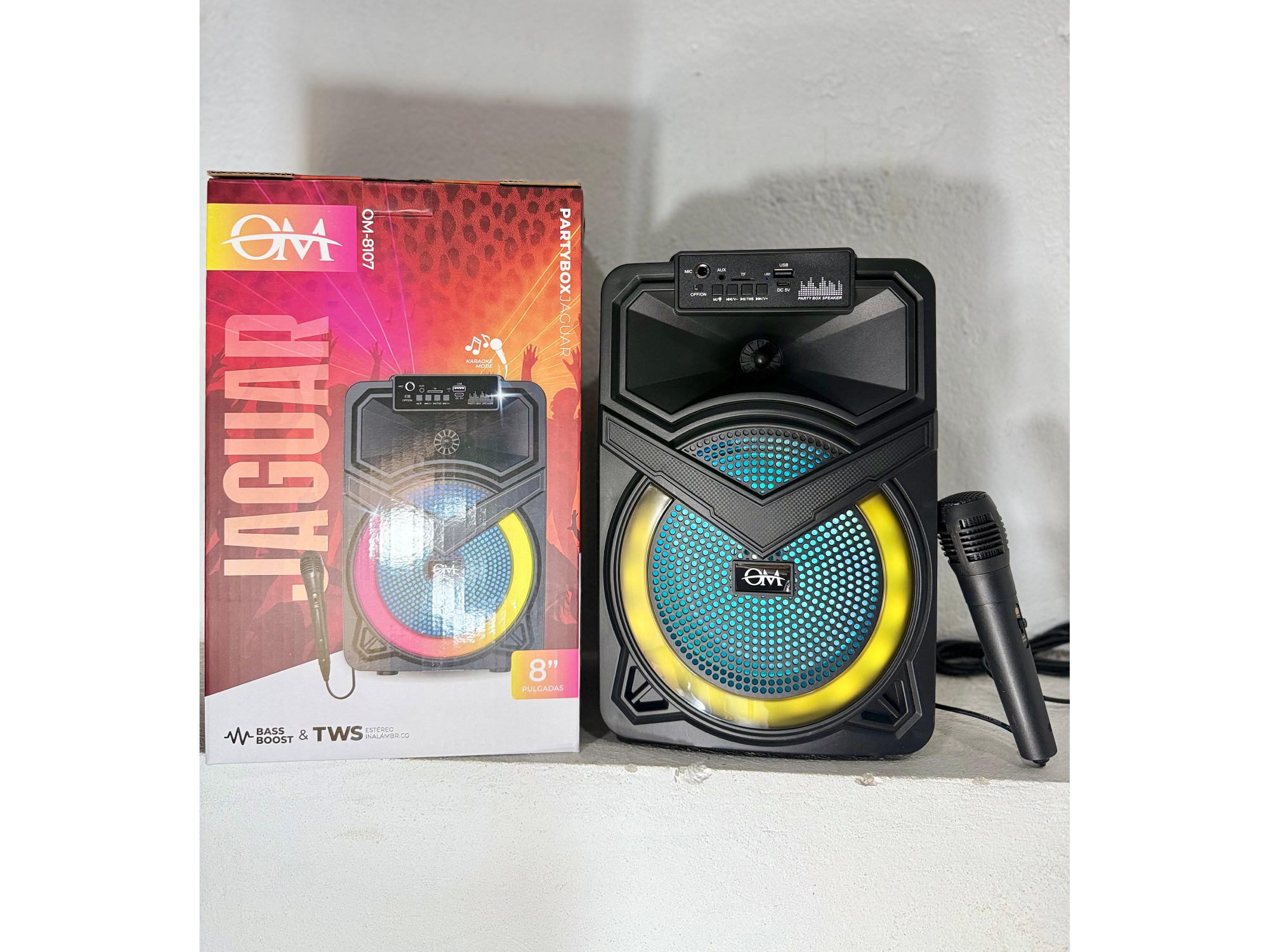 📢 Parlante portátil de 8"