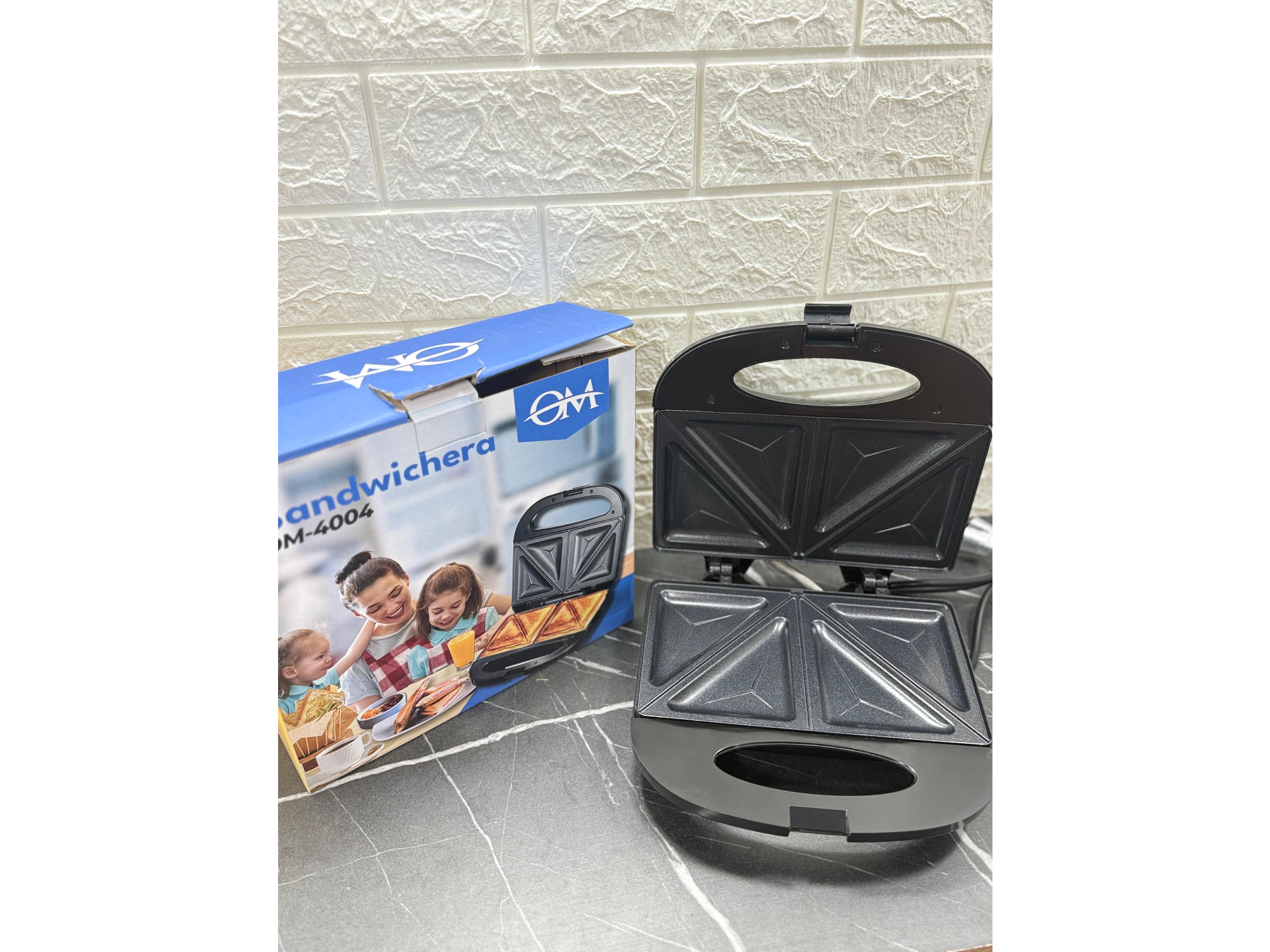 Sandwichera eléctrica