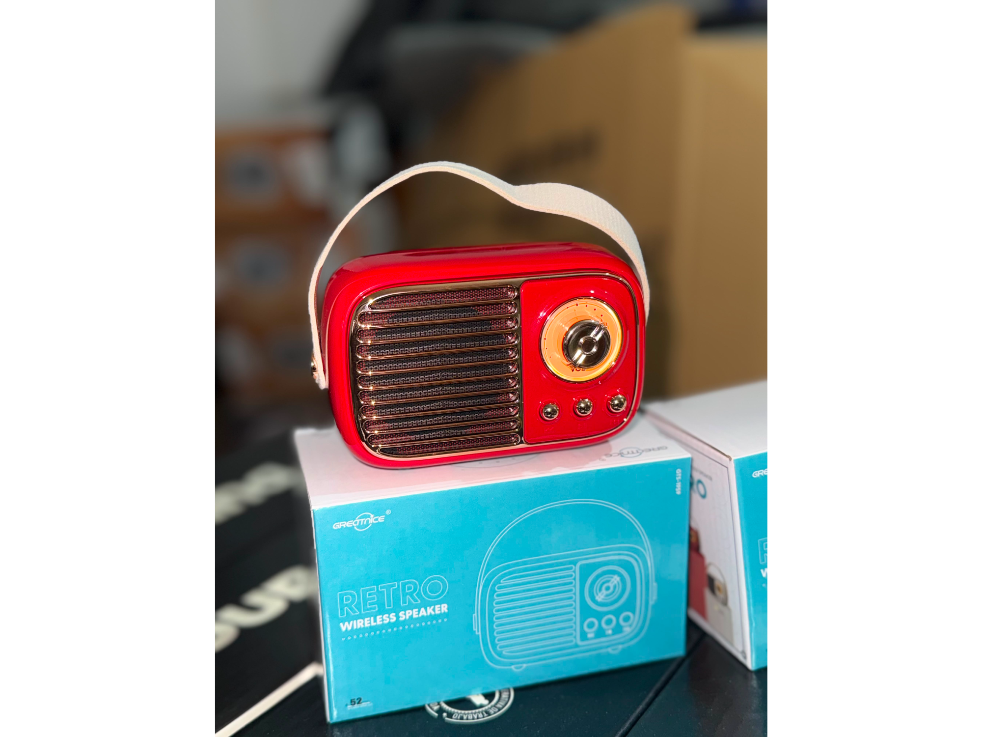 Parlante Bluetooth retro portátil
