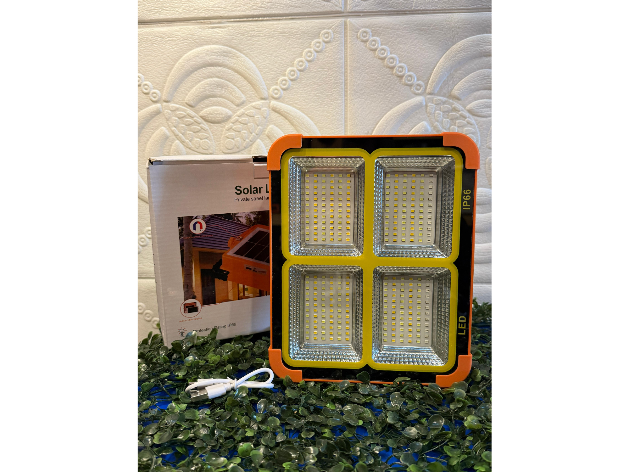 ☀️ Lámpara LED Solar