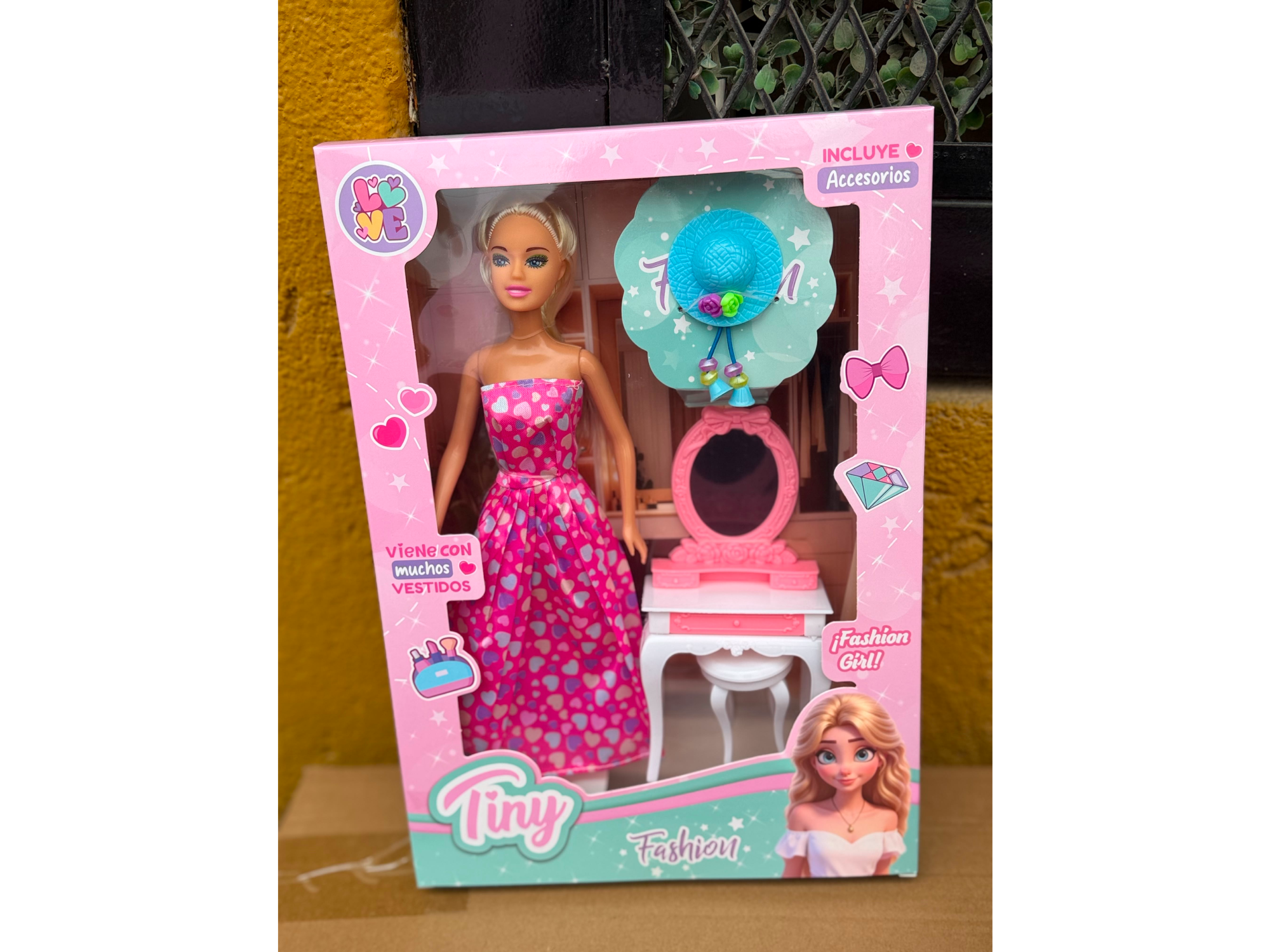 Muñeca fashion con tocador