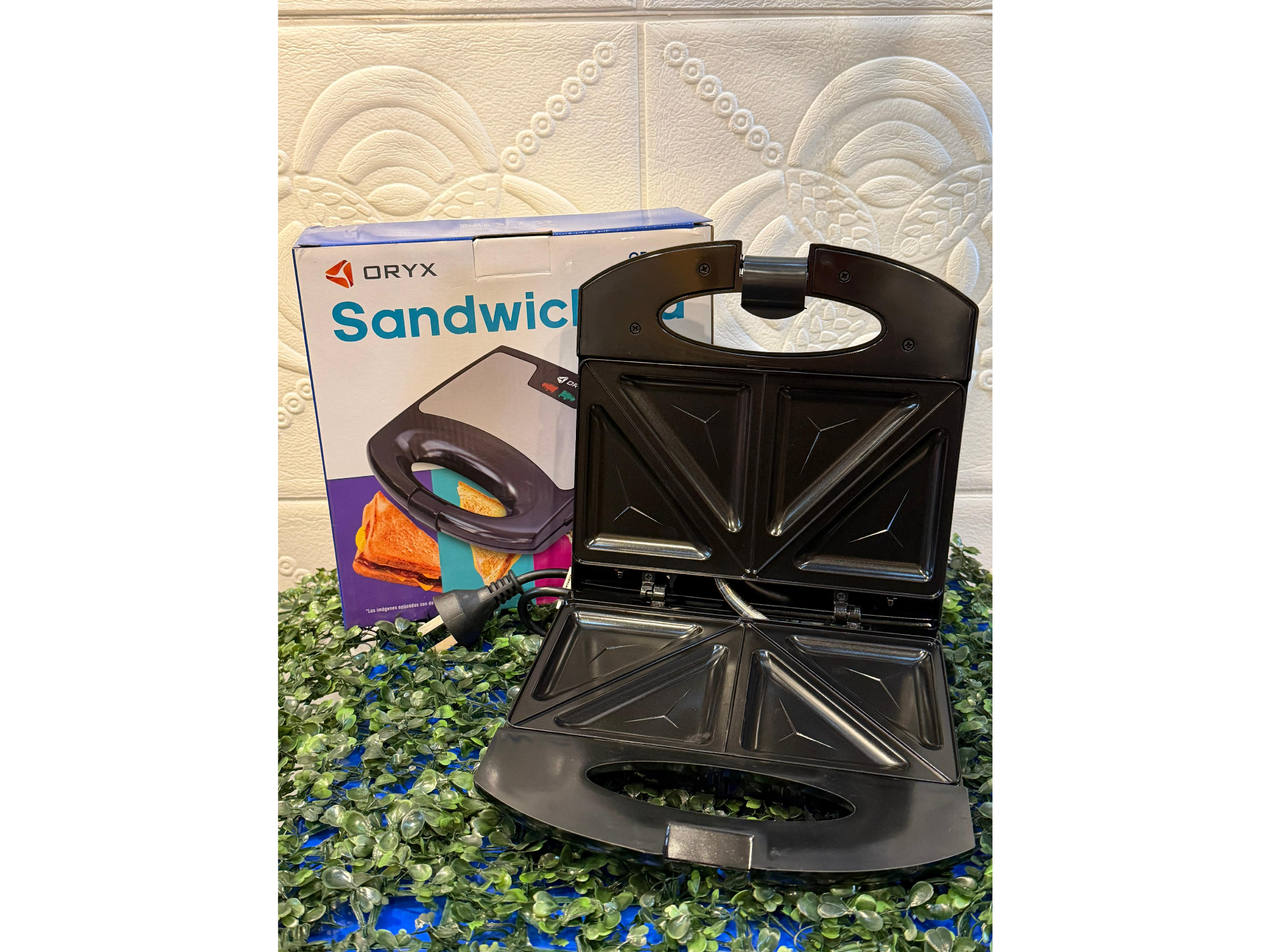 🍞 Sandwichera Oryx