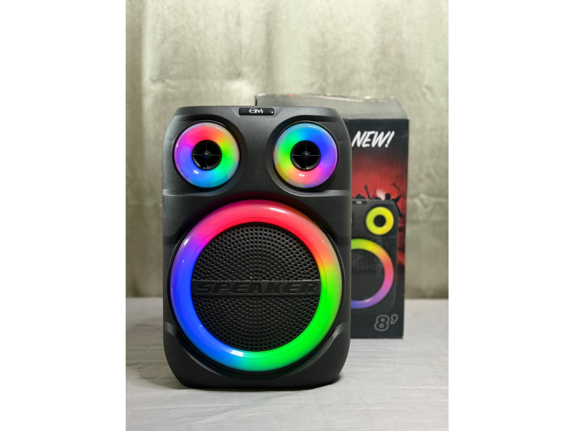 Parlante portátil 8" OM