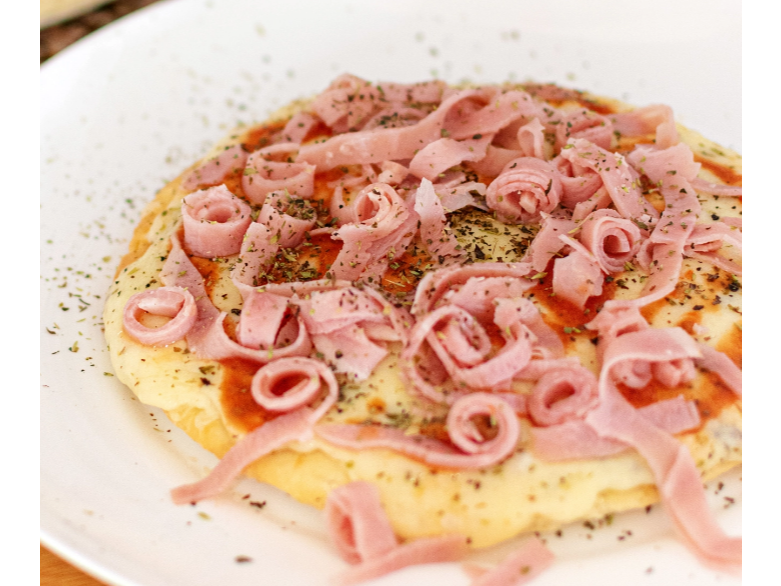 Pizza mozzarella con jamon