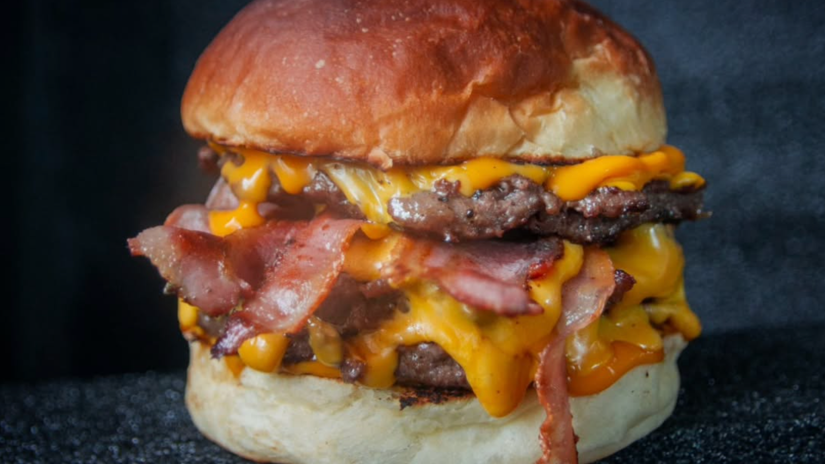 HAMBURGUESAS DEL TALLER (Con papas)