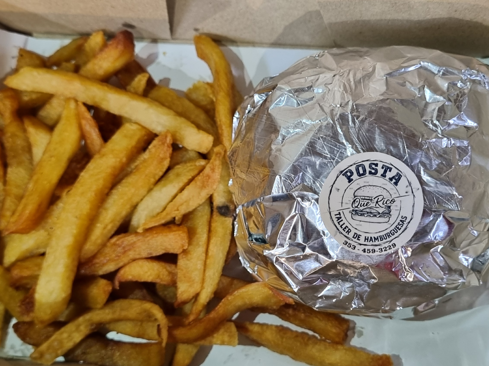 EL LINGOTE TRIPLE (Triple medalón, triple cheddar, triple sabor)