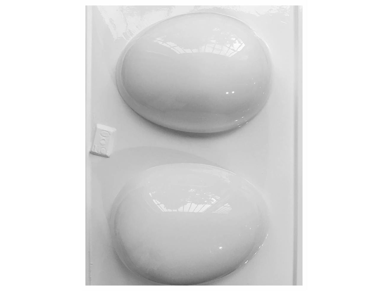 MOLDE LISO 9 CM HUEVO 009 A