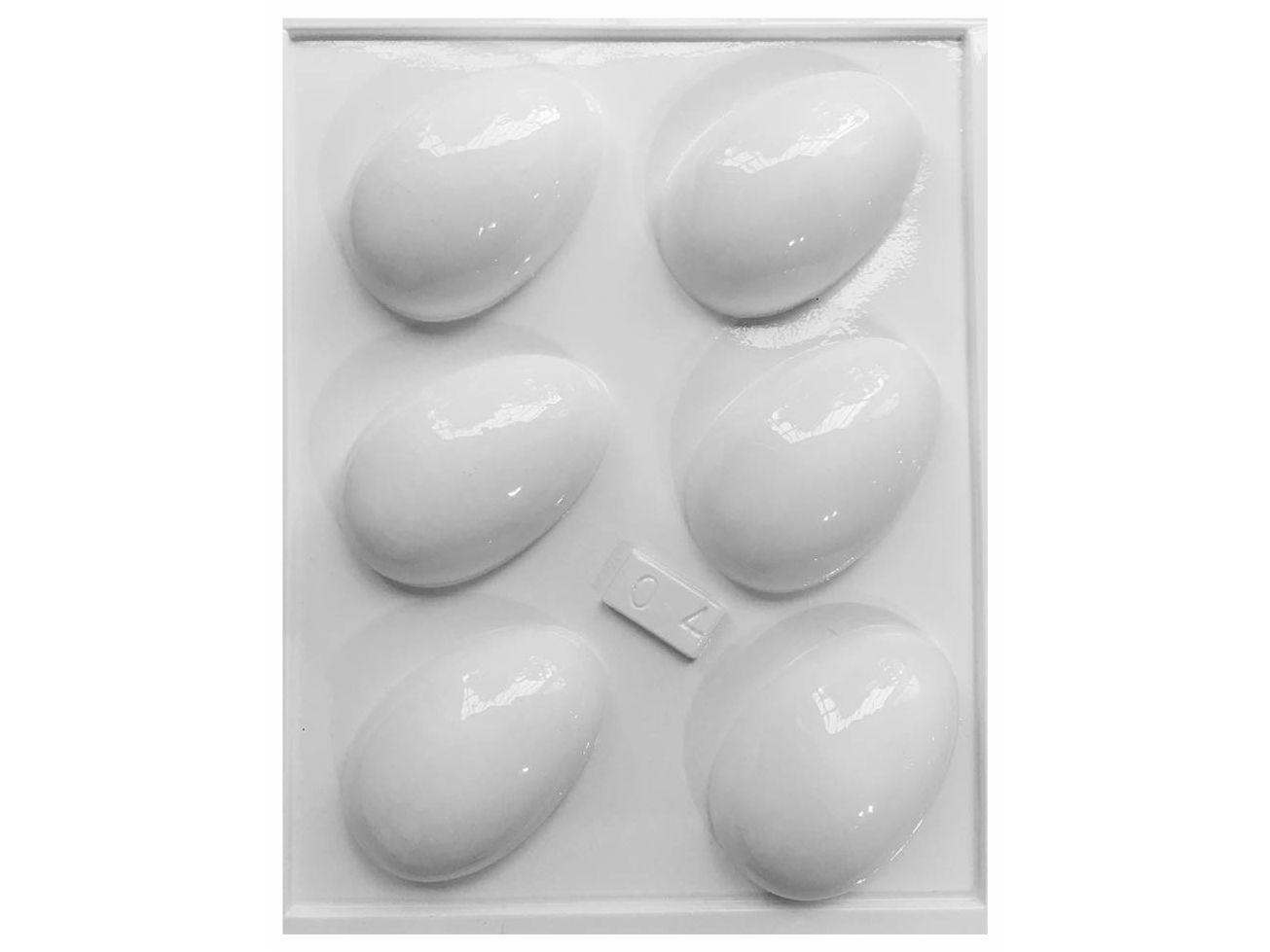 MOLDE LISO 4 CM HUEVO 004 A