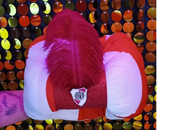 TURBANTE GIGANTE CON PLUMA RIVER X UN