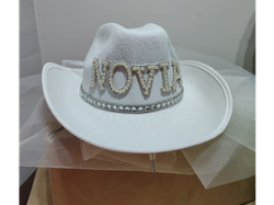 SOMBRERO CON VELO NOVIA