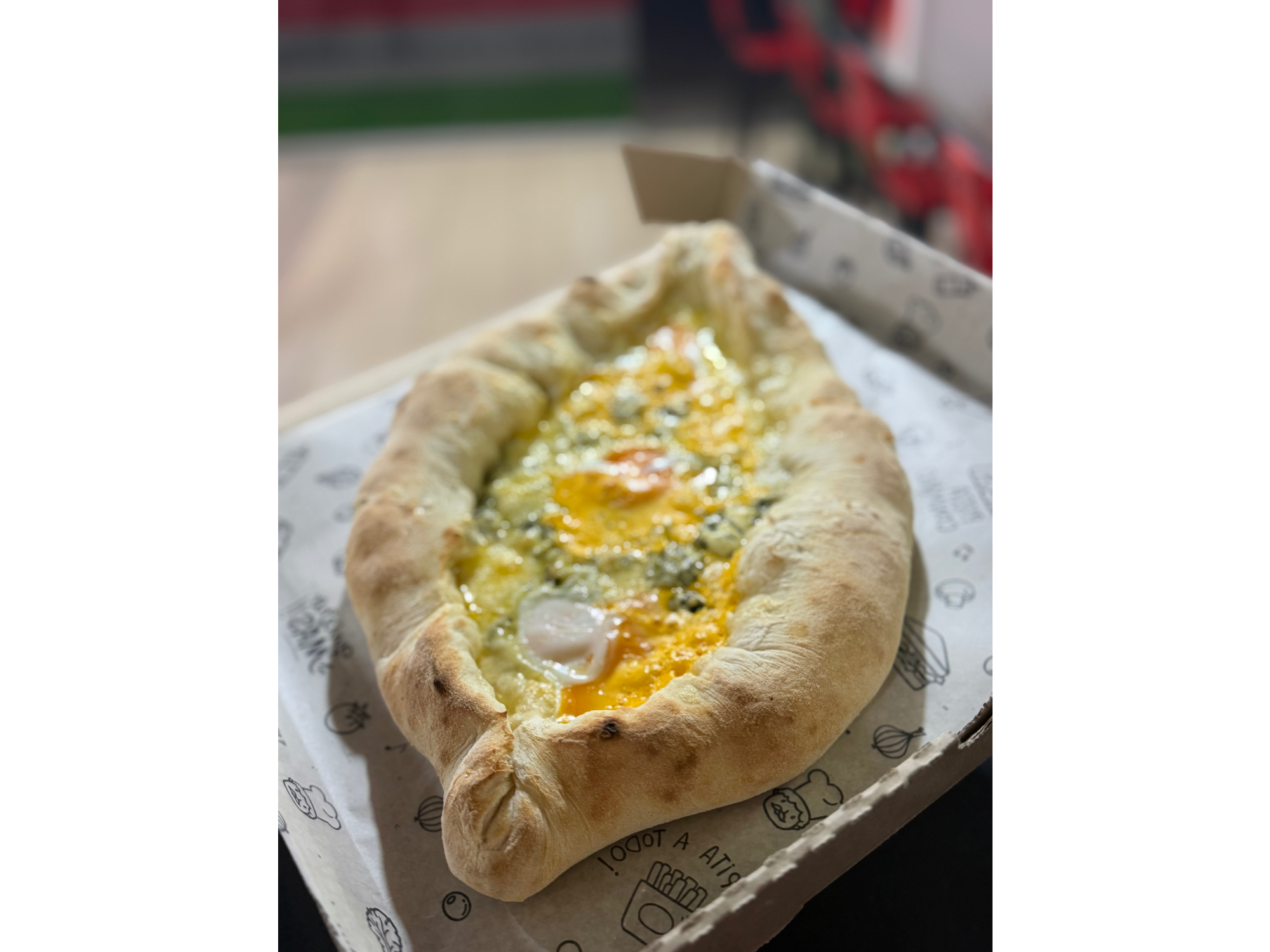 Khachapuri cuatro quesos