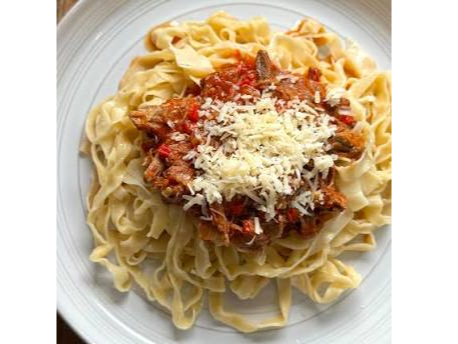 Fideos frescos con salsa de El cristo Viandas