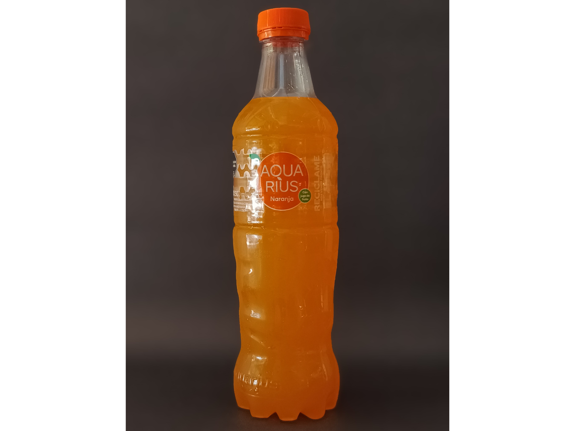 Agua saborizada de naranja