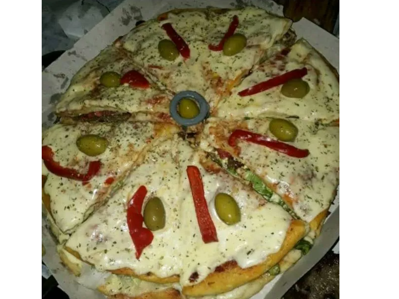 LOMO PIZZA GRATINADO + P/ DE PAPAS