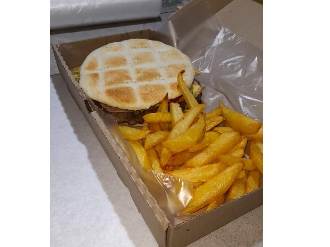 HAMBURG KID COMÚN C/ Porc.PAPAS de EL PELICANO