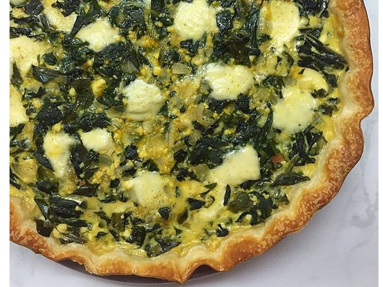 Tarta de Acelga , Huevo y Queso