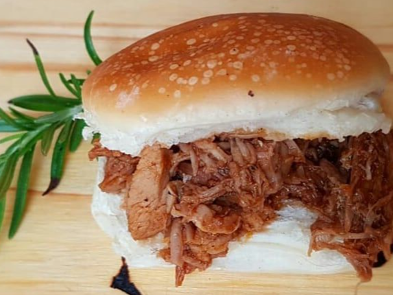 Sandwich de Lomo de Cerdo Completo