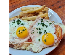 Milanesa Napolitana a caballo