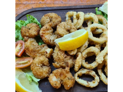 Tabla de rabas y langostinos para dos