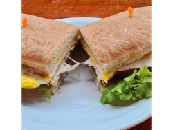 Sandwich de milanesa completo