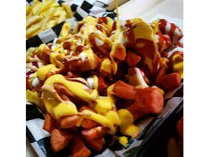 SALCHIPULPOS Y PAPAS