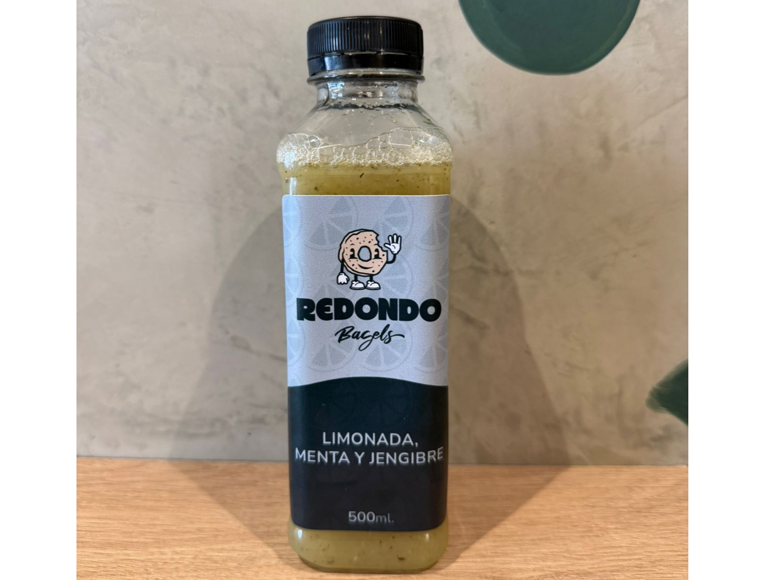 Limonada menta y jengibre