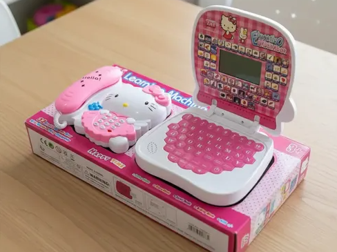 Computadora Hello Kitty