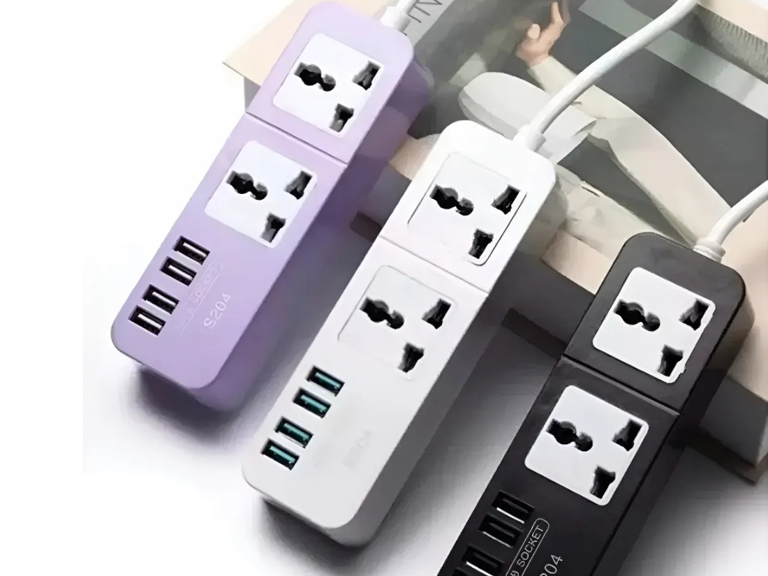 Zapatilla extensora con puertos USB