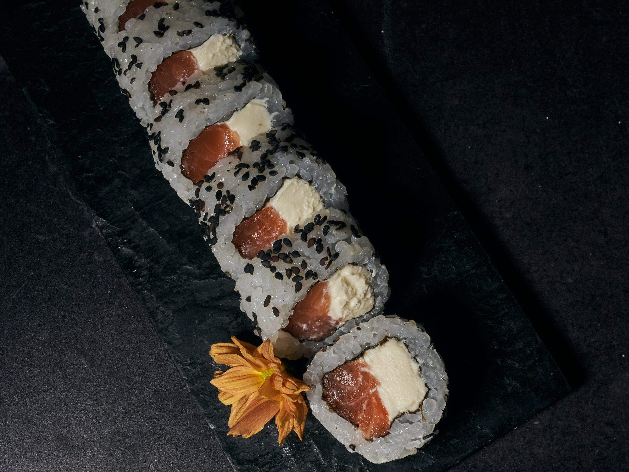 PHILADELFIA ROLL