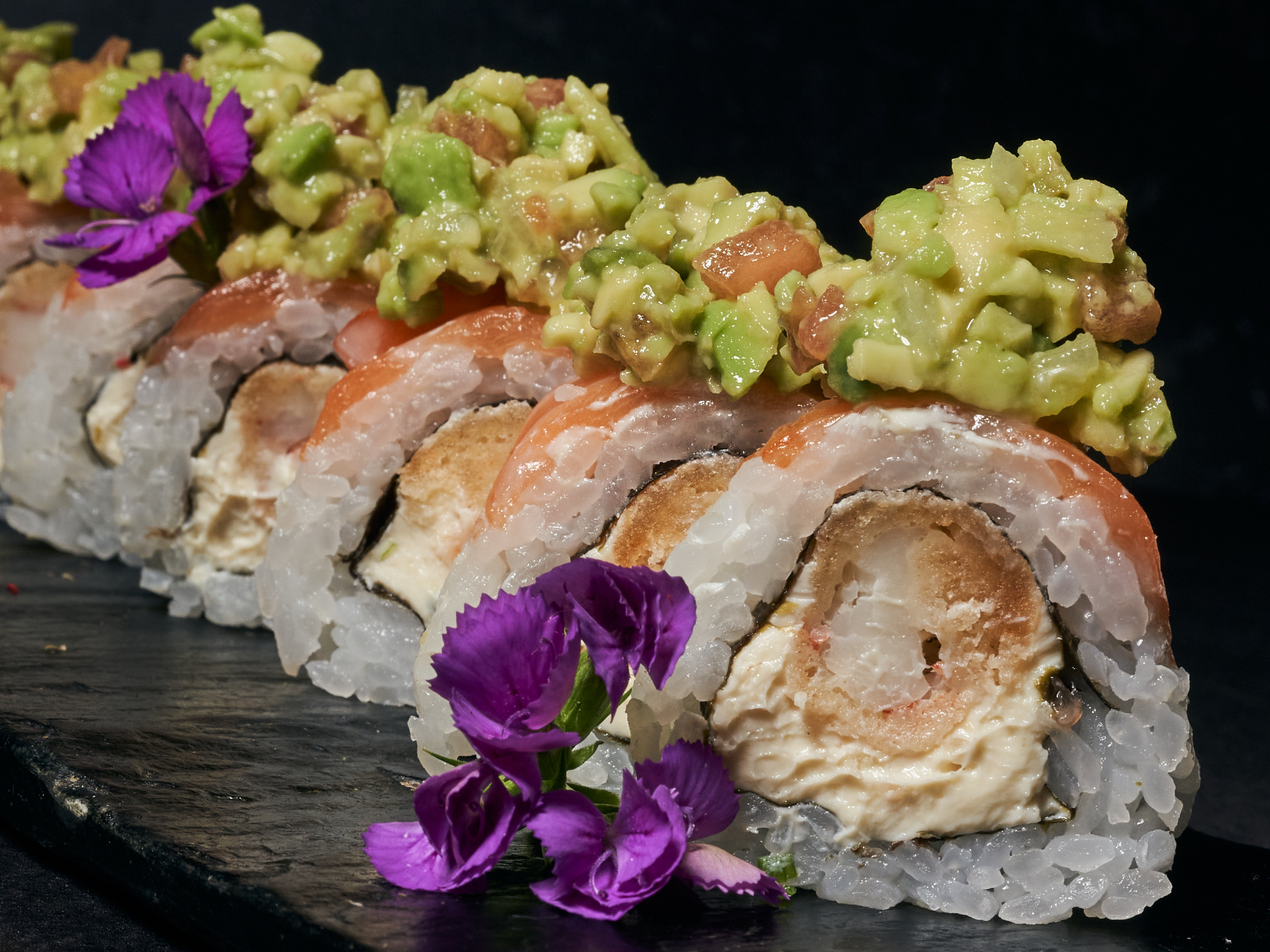 AVOCADO ROLL