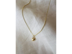 Cadena corazon dorada