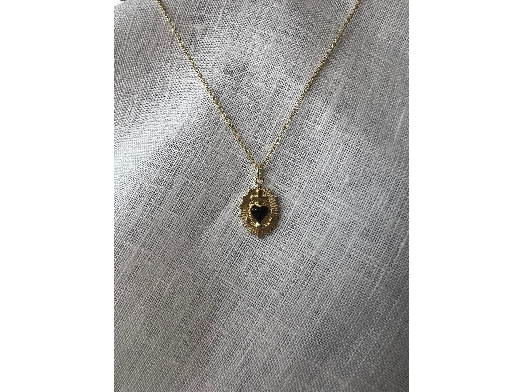 corazón detente negro