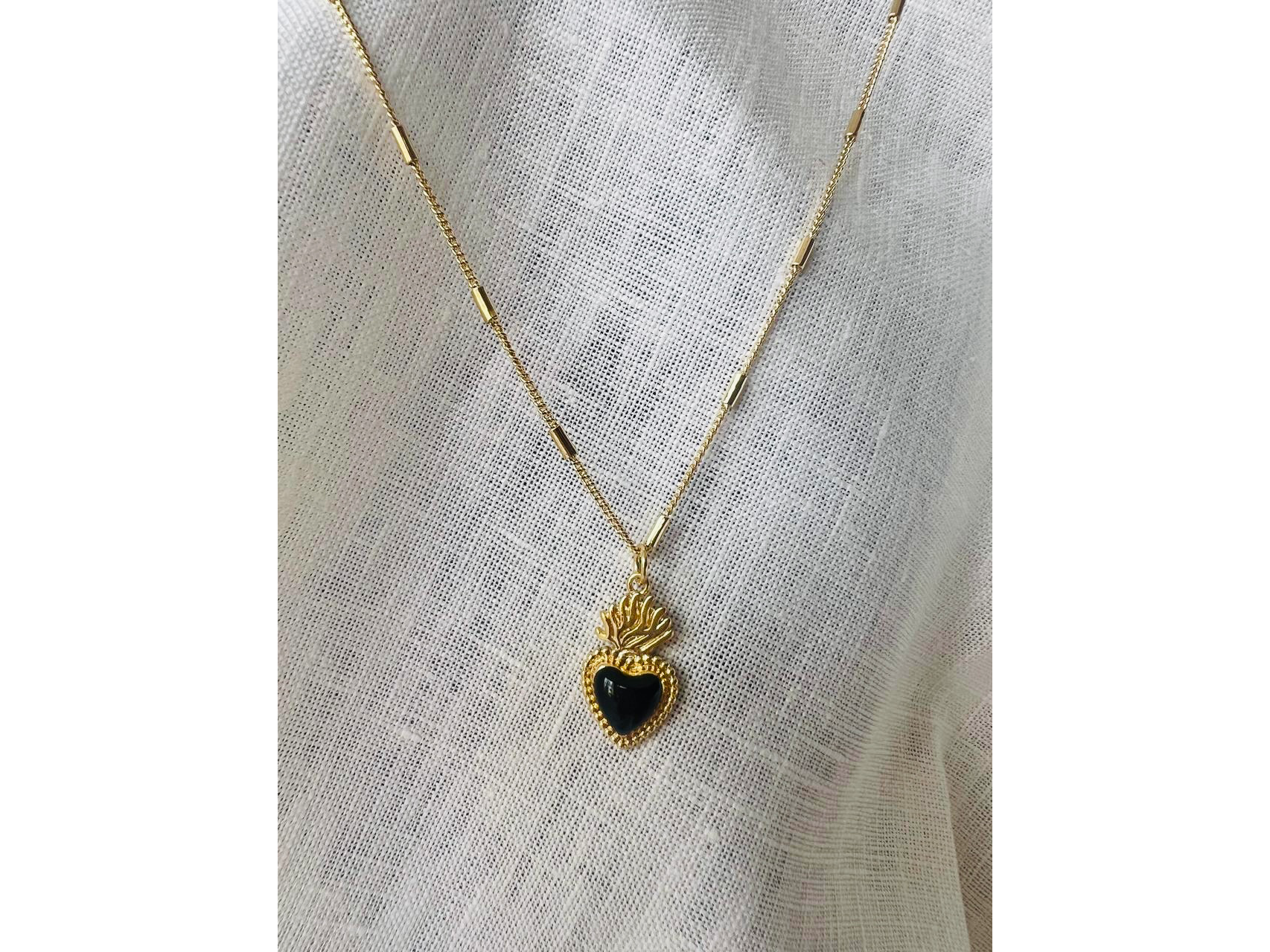 Corazón detente negro