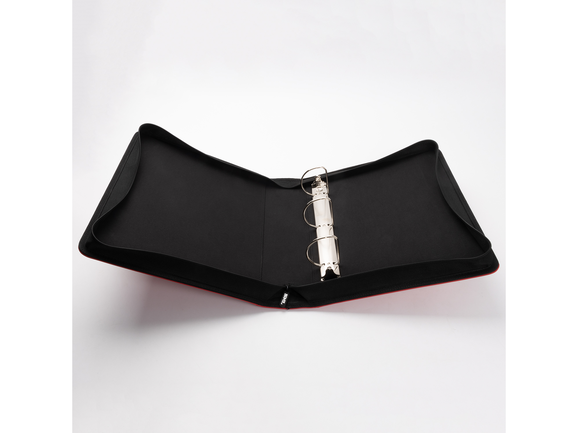 Carpeta de cuero c/cierre con anillos