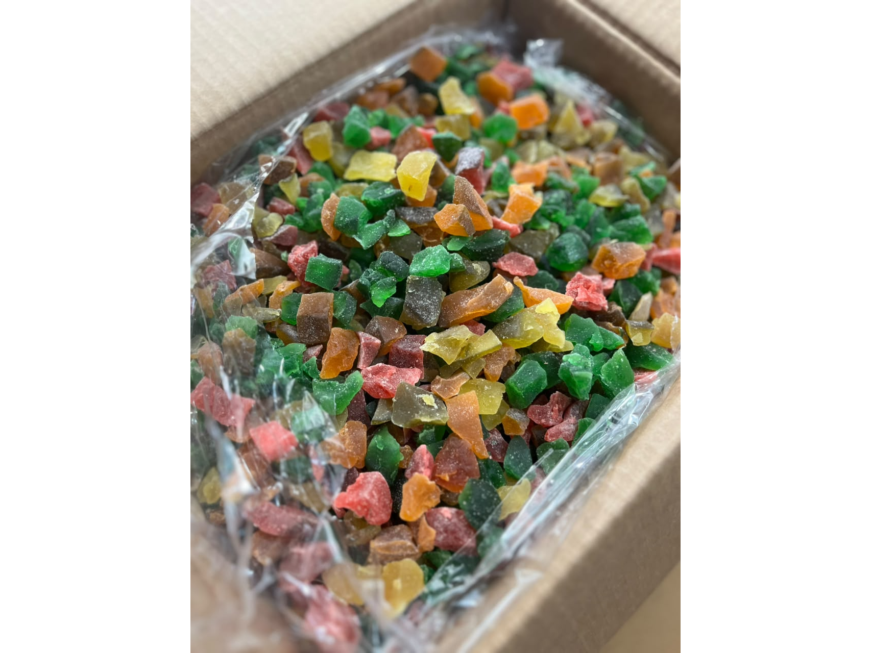 Ananá (papaya con cascara) en cubos multicolor| xkg