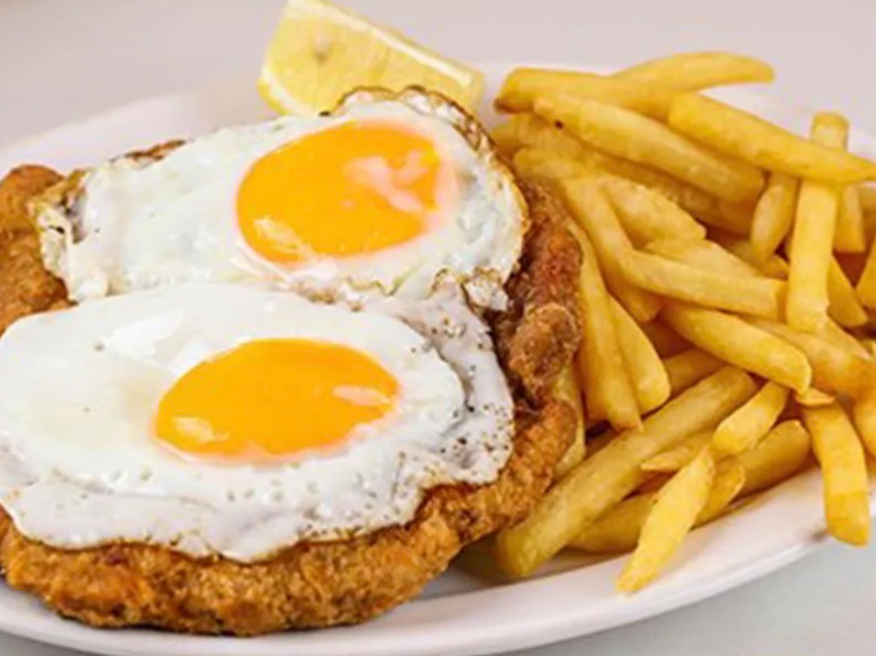 Milanesa a caballo para compartir