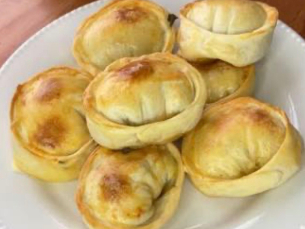 Empanadas de queso y cebolla