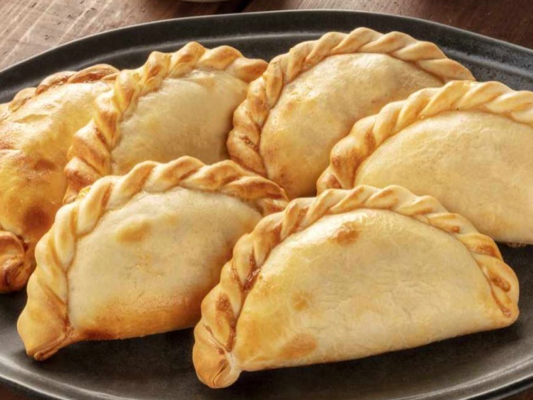 12 Empanadas a elección