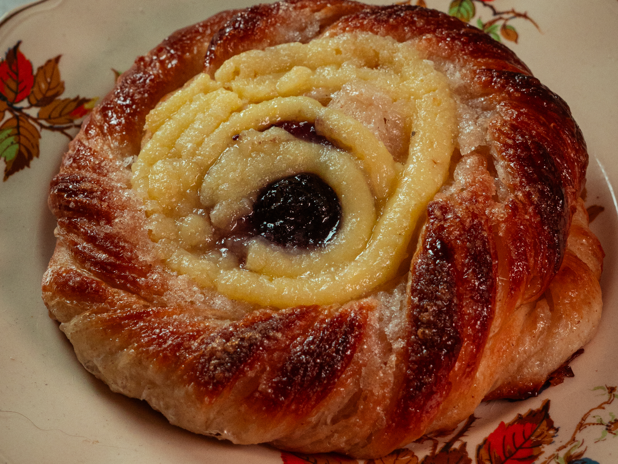 Nidito de pastelera y frutos rojos