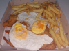 MILANESA DE POLLO CON HUEVOS A CABALLO