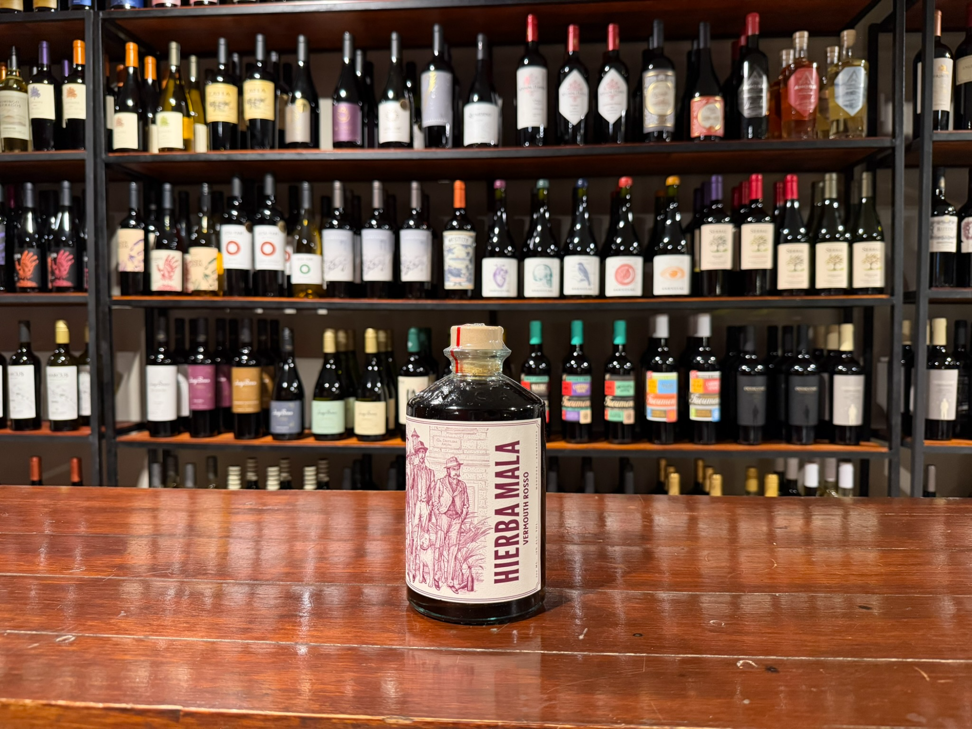 Hierba Mala Rosso 700ml