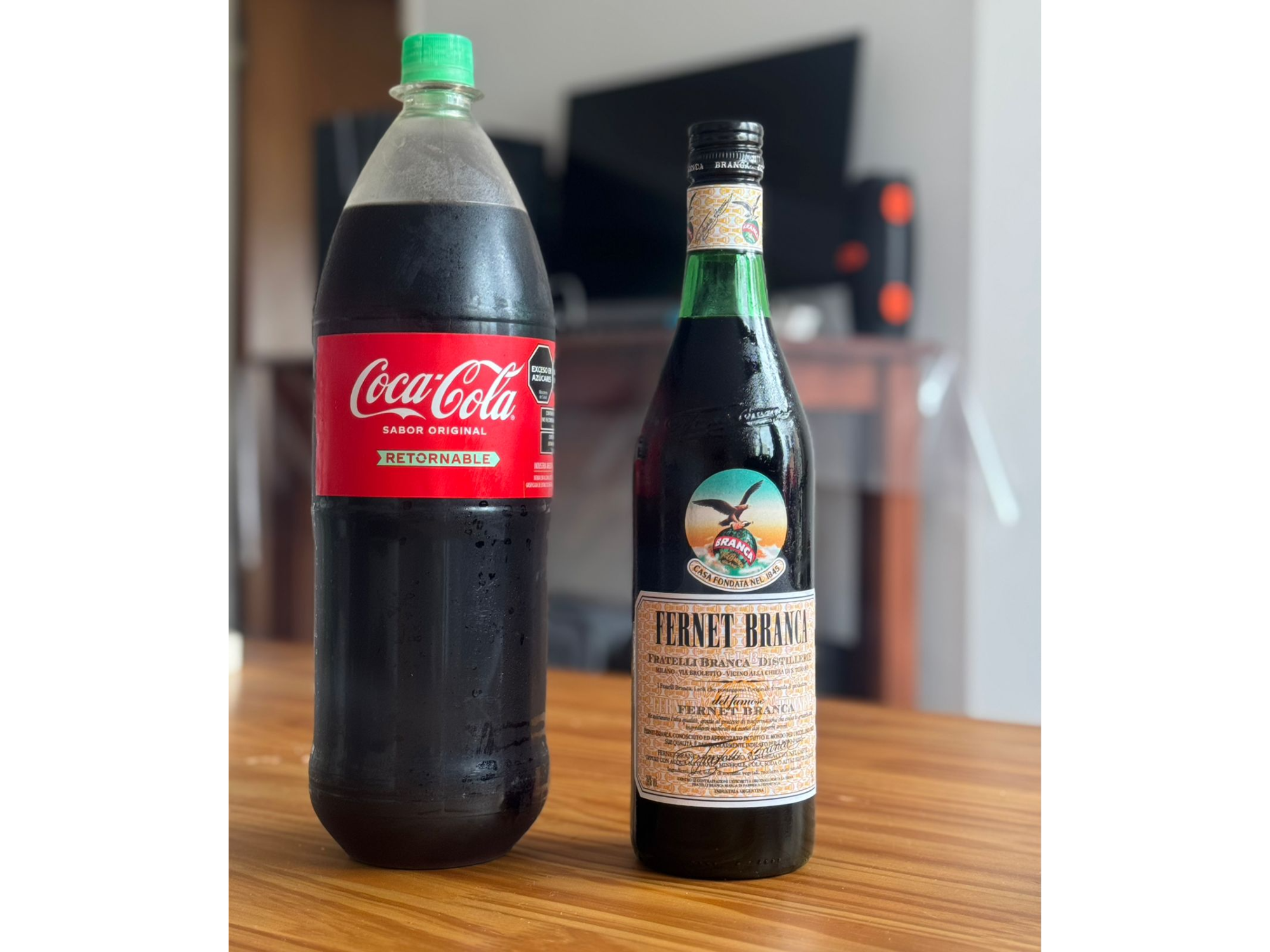 Fernet Branca 750 ML + Coca Cola 2 L Ret