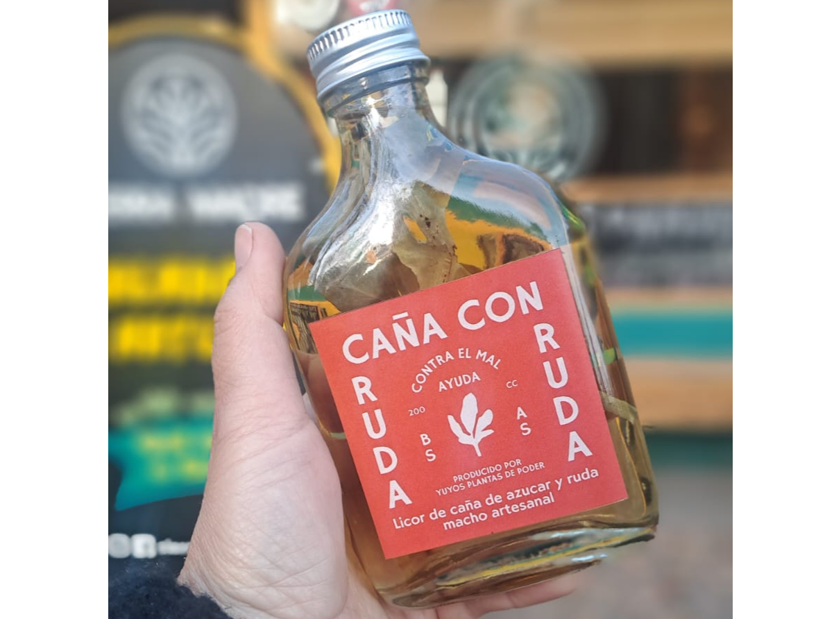 CAÑA CON RUDA